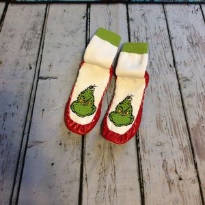 Dr. Seuss Grinch Moccasin Slipper Socks NEW 3Y-5Y